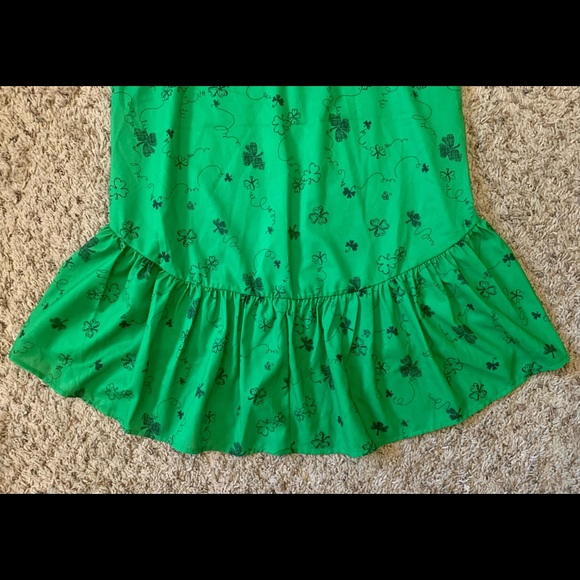 Cute Shamrock ☘️ peplum top NWT Size S St Patrick’s Day shirt with ruffle bottom - Picture 3 of 8